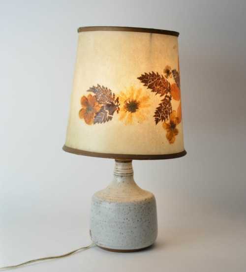 Collet Roger, Lampe, abat-jour d'époque – Image 3
