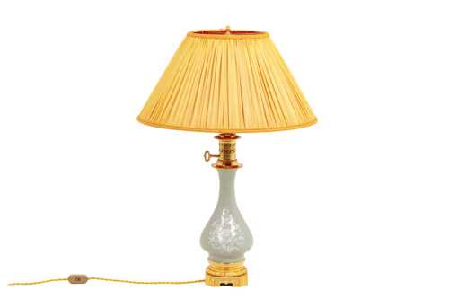 Lampe en porcelaine céladon et bronze doré, circa 1880
