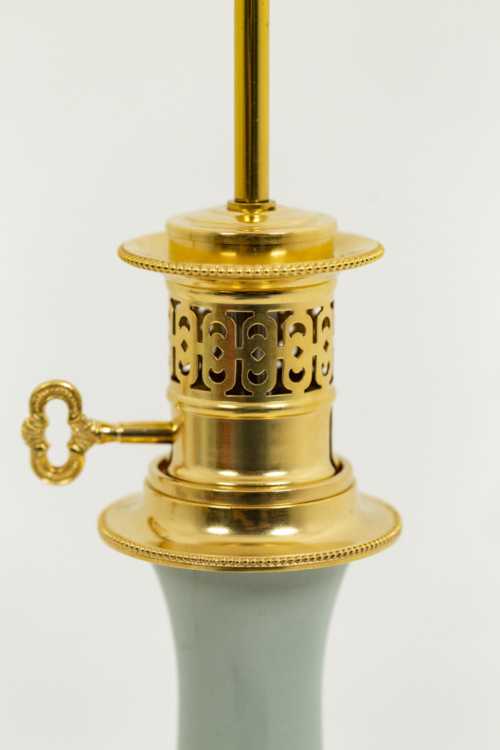 Lampe en porcelaine céladon et bronze doré, circa 1880 – Image 6