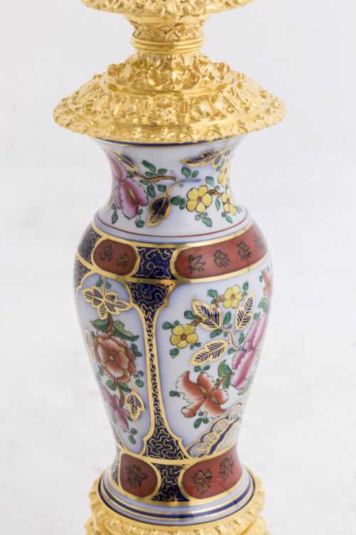 Paire de lampes en porcelaine Valentine et bronze doré, circa 1880 – Image 4