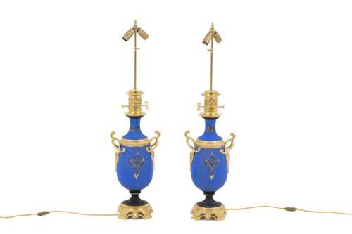 Paire de lampes en porcelaine style néoclassique, époque Napoléon III – Image 4