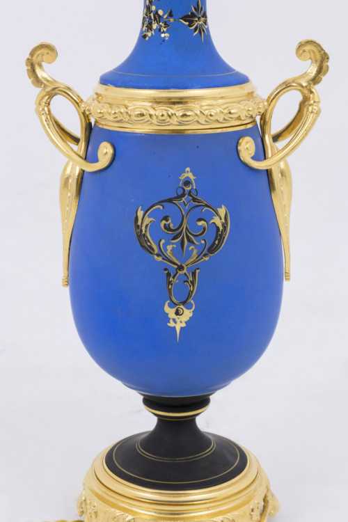 Paire de lampes en porcelaine style néoclassique, époque Napoléon III – Image 8
