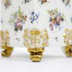 Paire de pots couverts en porcelaine de Paris, XIXe siècle – Image 2