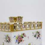Paire de pots couverts en porcelaine de Paris, XIXe siècle – Image 8