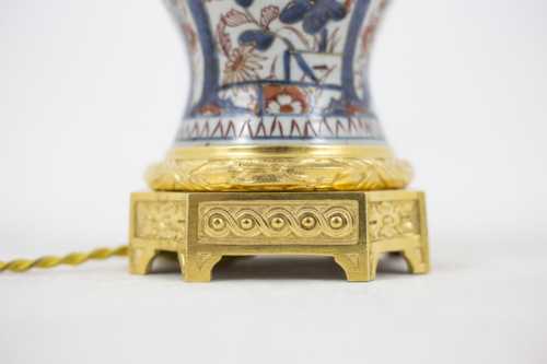 Grande lampe en porcelaine Imari et bronze doré, circa 1880 – Image 10