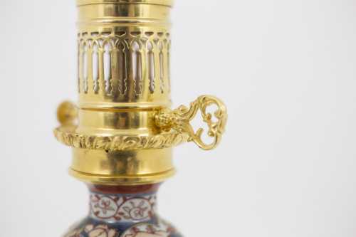 Grande lampe en porcelaine Imari et bronze doré, circa 1880 – Image 5