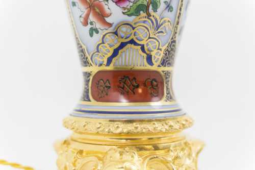 Paire de lampes en porcelaine Valentine et bronze doré, circa 1880 – Image 7