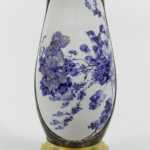 Paire de lampes en porcelaine du Japon et bronze doré, circa 1880 – Image 3