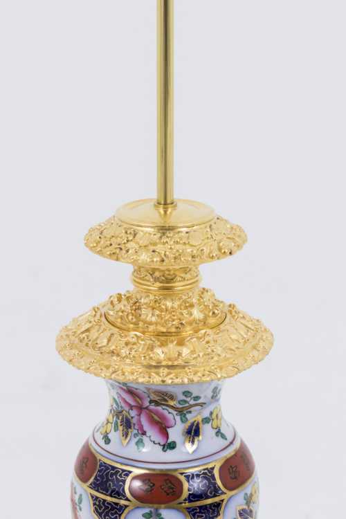 Paire de lampes en porcelaine Valentine et bronze doré, circa 1880 – Image 5