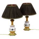 Paire de lampes en porcelaine orange et blanche, circa 1880