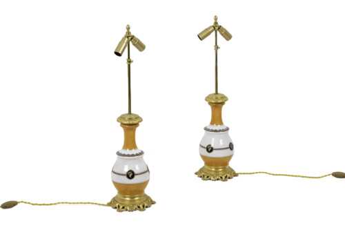 Paire de lampes en porcelaine orange et blanche, circa 1880 – Image 4