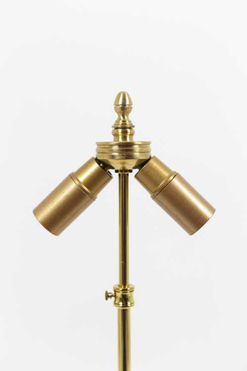 Paire de lampes de style Louis XVI en porcelaine céladon, circa 1880 – Image 6