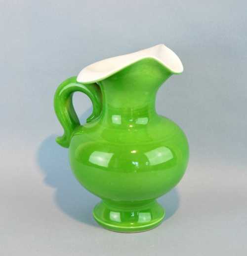 Pol Chambost pichet vert intérieur blanc