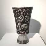 Vase calice de Jean Derval (1925-2010)