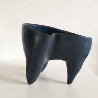 Vase tripode en grès