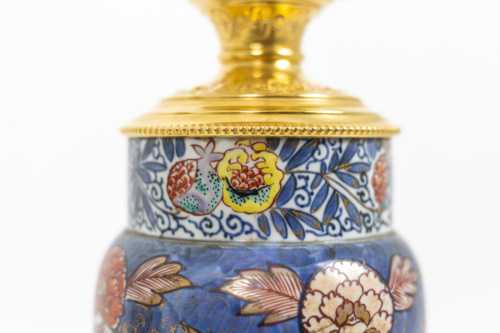 Paire de lampes en porcelaine d'Imari et bronze doré, circa 1880. – Image 8