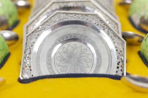 Service à thé en porcelaine céladon et métal argenté, années 1920 – Image 7
