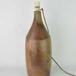 Guy Schneider, mari d'Elisabeth Joulia, Pied de lampe – Image 2