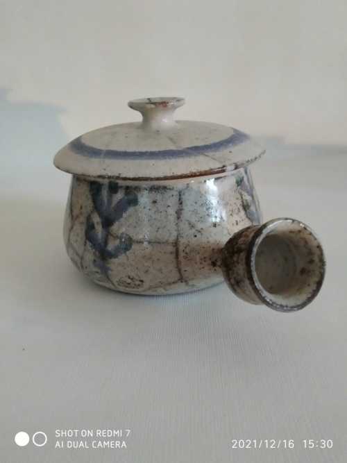 Atelier du Murier ,Vallauris, pot couvert