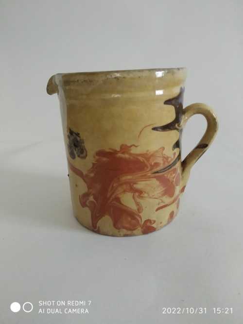 art populaire Savoie pot ancien