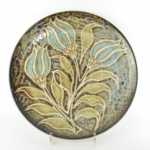 Robert Pérot, Grand plat à décor de feuillages stylisés – Image 2