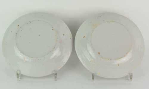 Nevers, Paire de petites assiettes ou coupelles. – Image 2