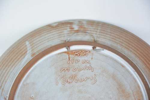 Robert Pérot, Grand plat à décor de feuillages stylisés – Image 6