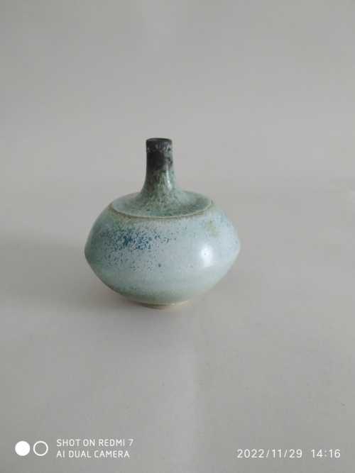 Pierre Devie , vase toupie – Image 3