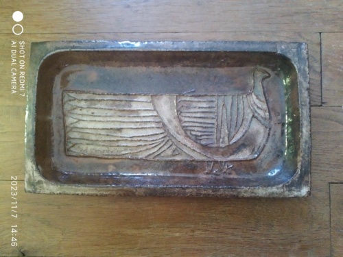Roland Zobel , plat rectangulaire à l'oiseau