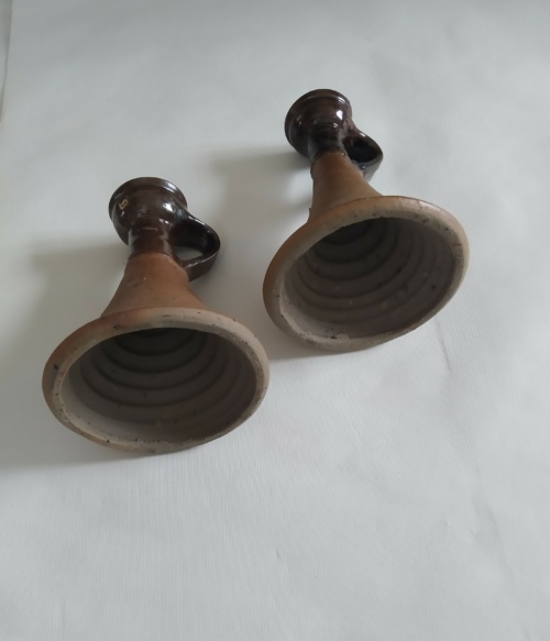 Pierre Digan Janet Stedman , paire de bougeoirs de table – Image 2