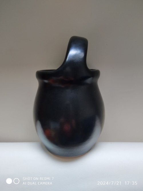 Pol Chambost , vase noir , à anse decentrée – Image 11